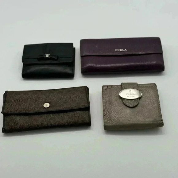 LOT of 4 Pre-loved Wallets Celine, Fendi, Salvatorre Ferragamo -PROJECT - Picture 3 of 17